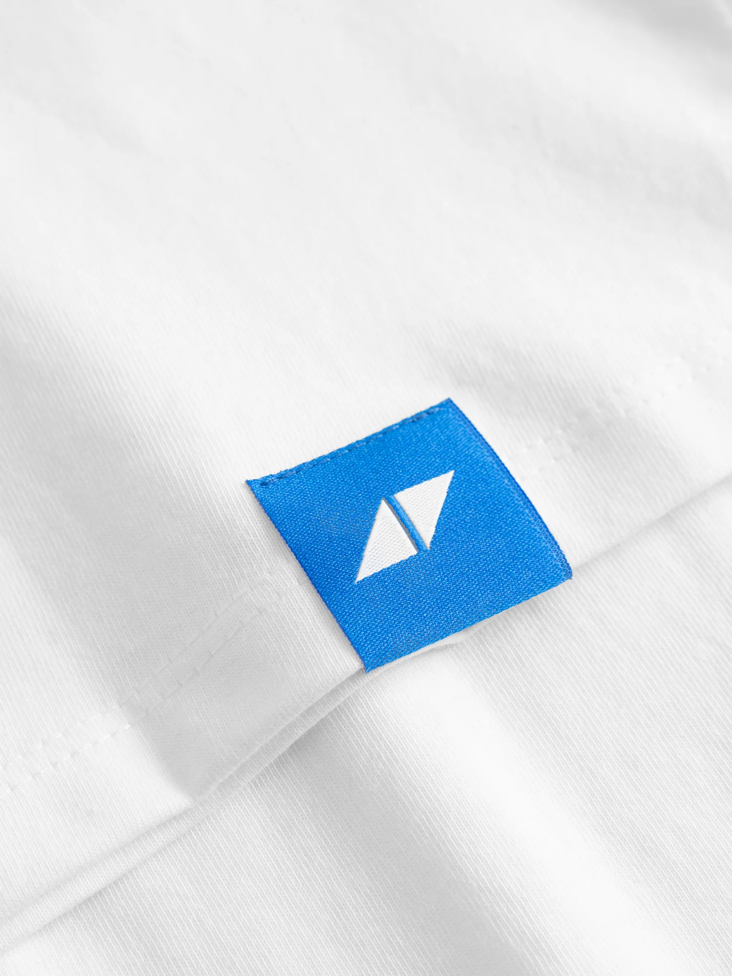 Avicii Core White T-shirt - Image 4