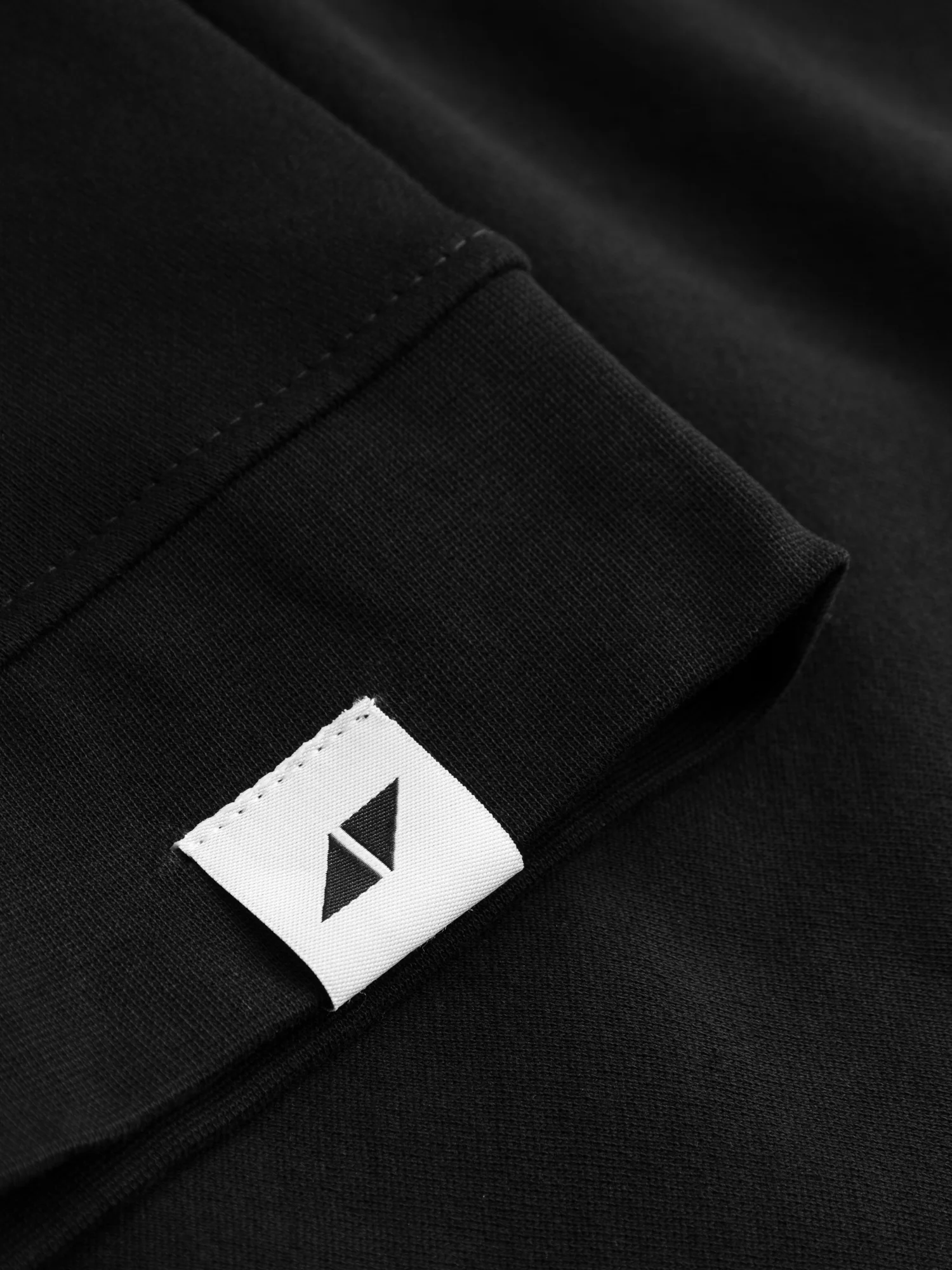 Avicii Core Hoodie Relaxed Black - Image 4