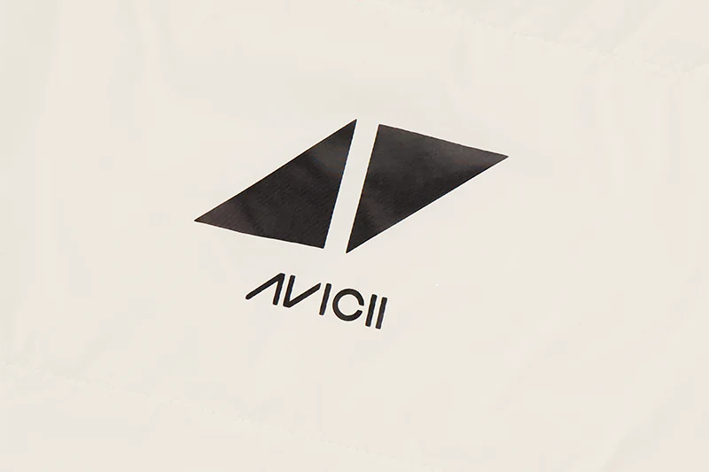 Avicii padded drawstring bag off white - Image 3